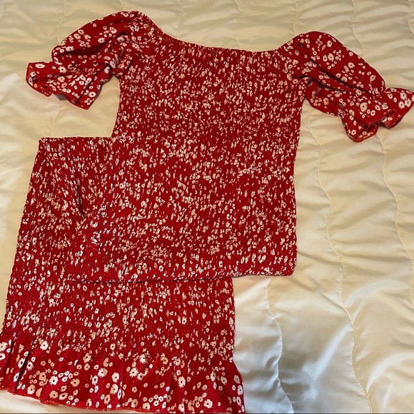 🔥Red MIDI Dress!!🌸 - Picture 2 of 6